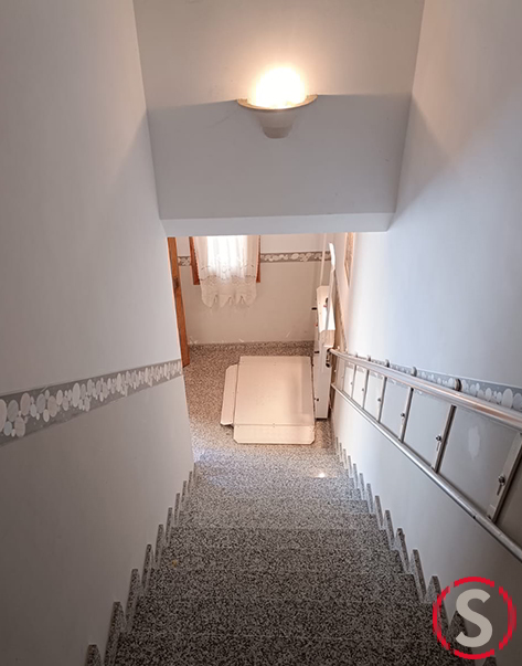 PLATAFORMA_SALVAESCALERAS_EN_SARIÑENA_TRAMO