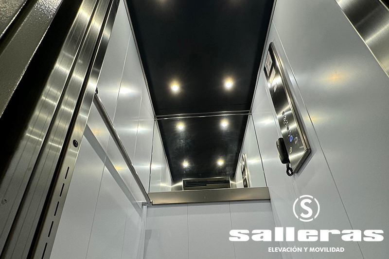 Mejorando la accesibilidad en Fraga: Instalación de un elevador domestico