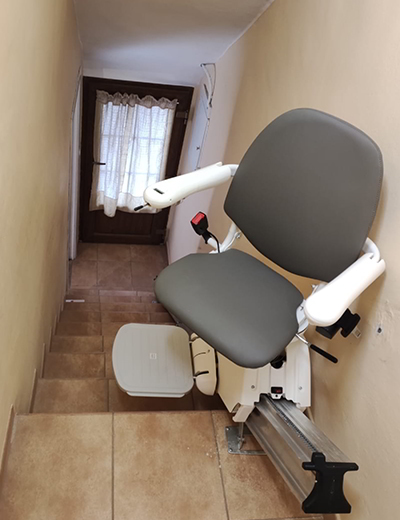 SILLA_SALVAESCALERAS_RECTA_02