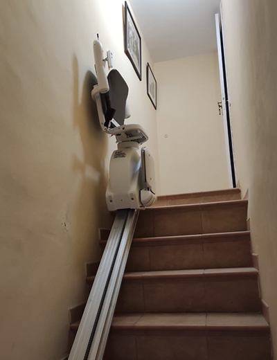 SILLA_SALVAESCALERAS_RECTA_03