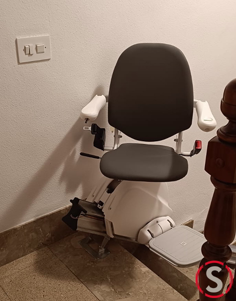 SILLA SALVAESCALERAS PERFIL EN PEÑALBA